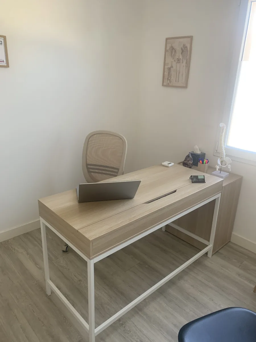 Bureau d’accueil de Johann Carralero, Ostéopathe D.O.